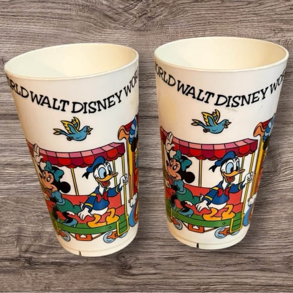 Vintage Disney Plastic Cups - Made in USA by deka - Picture 6 of 10
